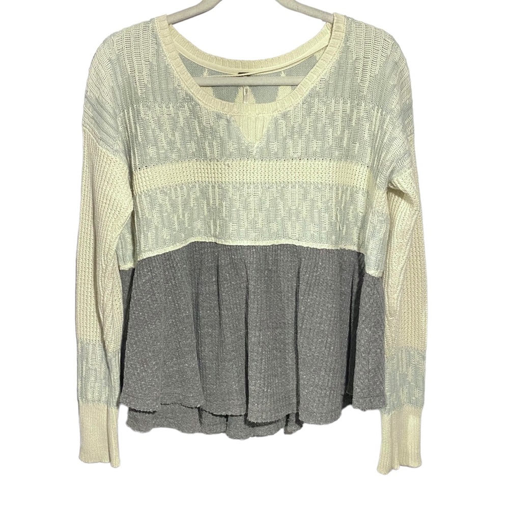 Women's Cream and Gray Sweater